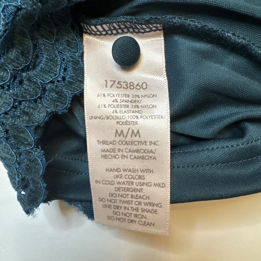 Lace Top Teddi Rose‎ Floral Scalloped Keyhole Short Sleeve Teal Blue Medium - Picture 6 of 7